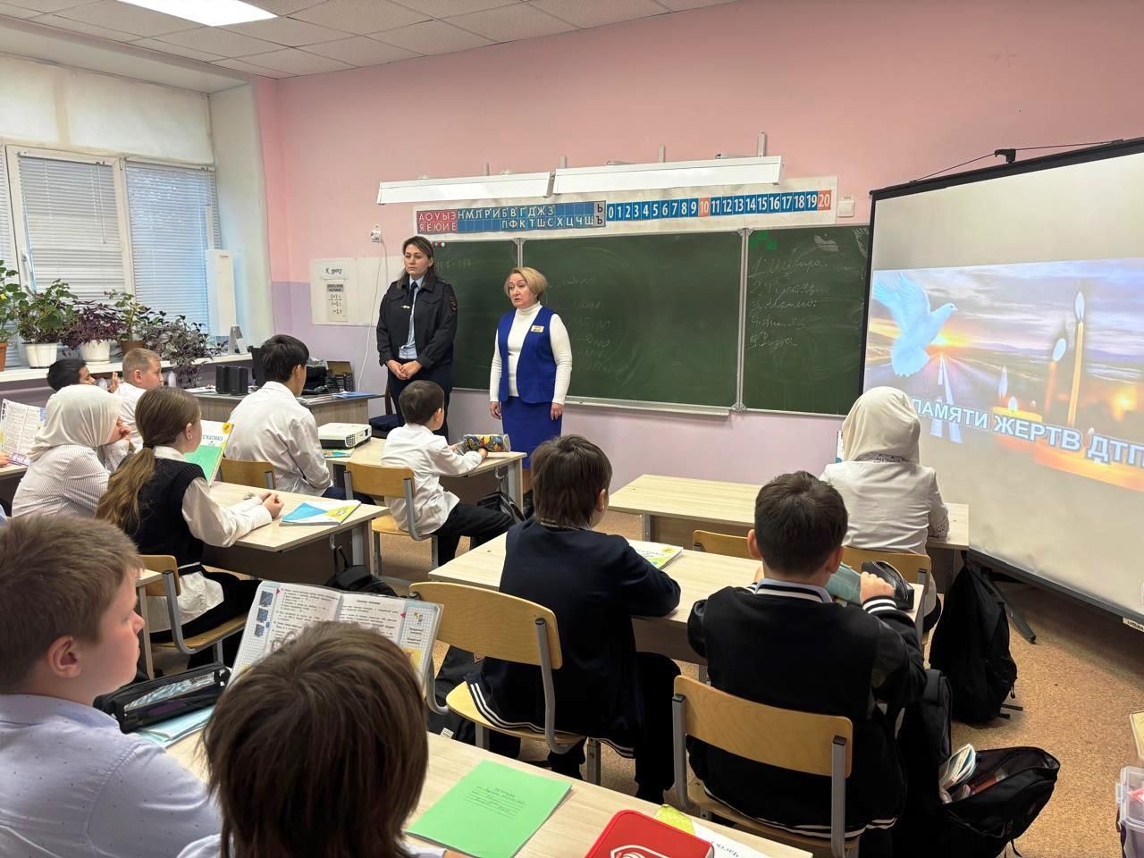 Специалисты по безопасности посетили открытый урок в Каипской ООШ