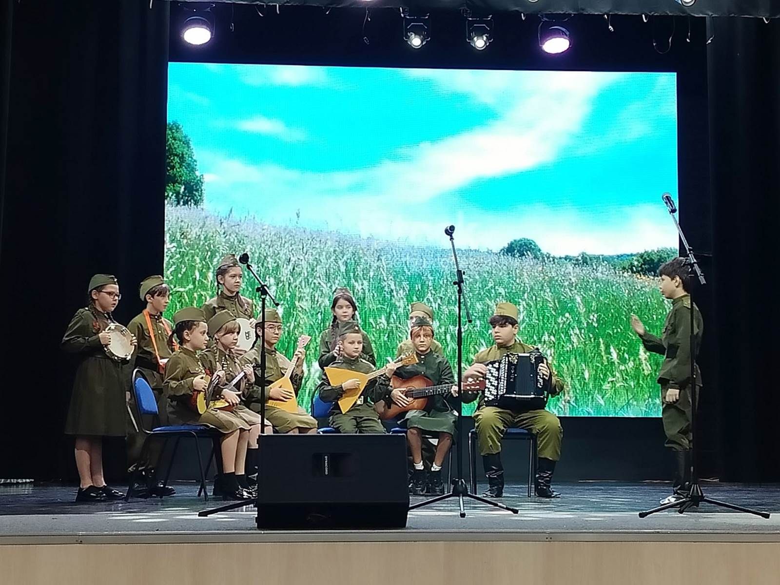 Лаеш районында театраль куелышлар конкурсы узды