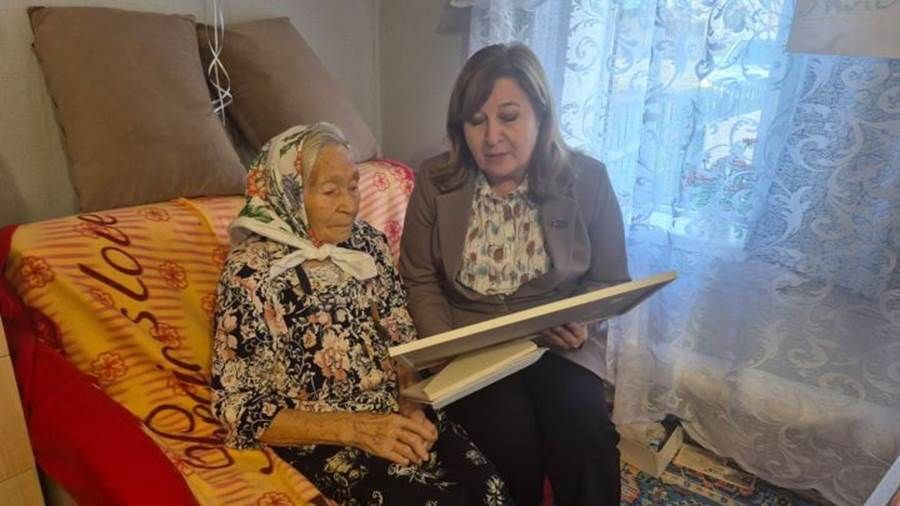 Карадүледән Екатерина Доронина үзенең 100 еллыгын билгеләп үтте.