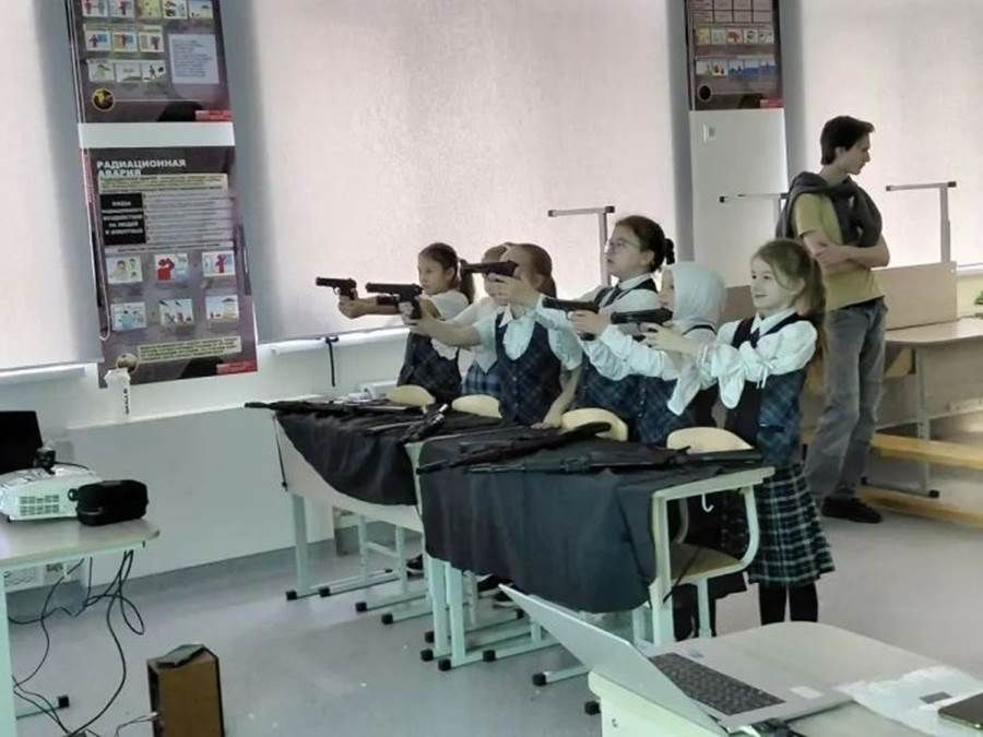 Лаеш районы лицей укучылары лазер тирында булдылар