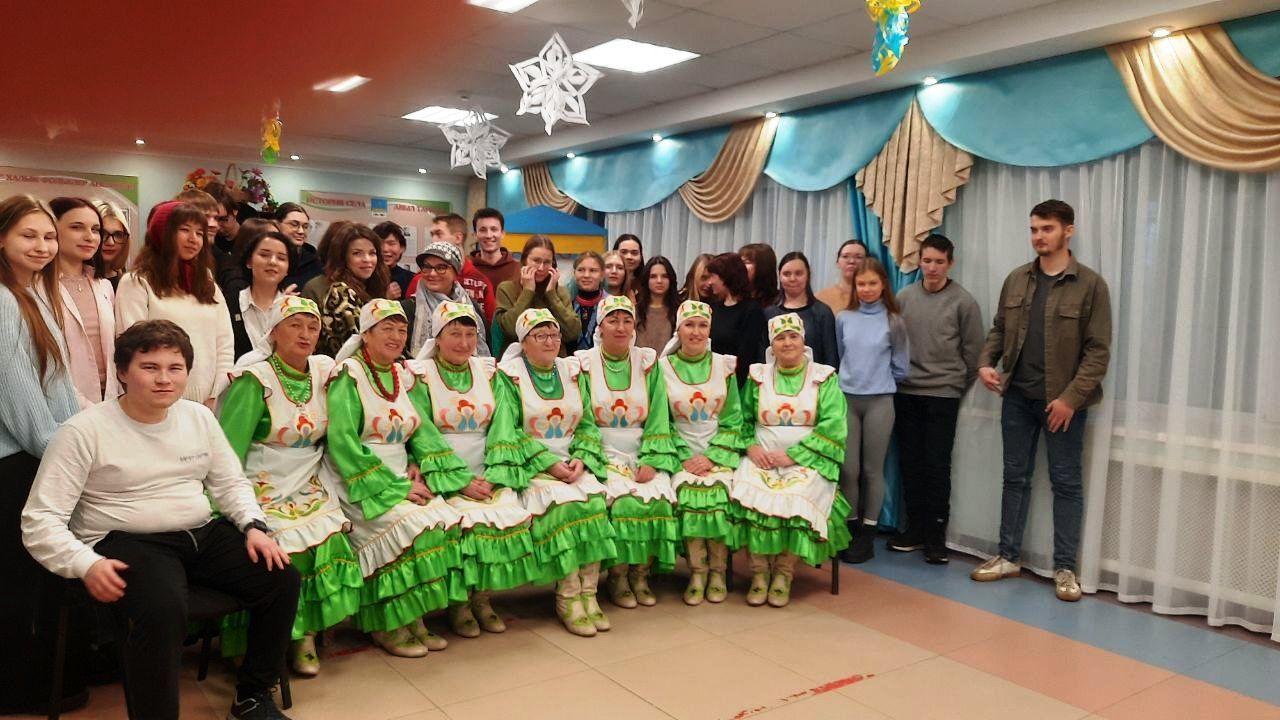 Гостеприимство и фольклор: студенты КФУ в гостях у Атабаевского СДК