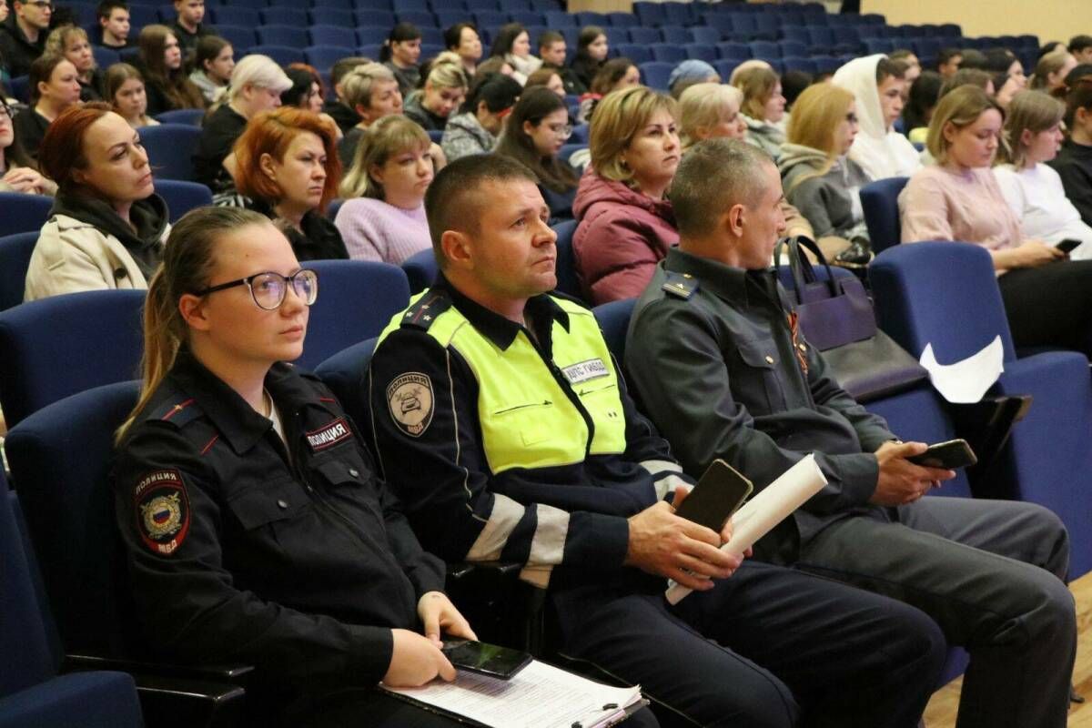 В Татарстане в школах проходят уроки о правилах дорожной безопасности