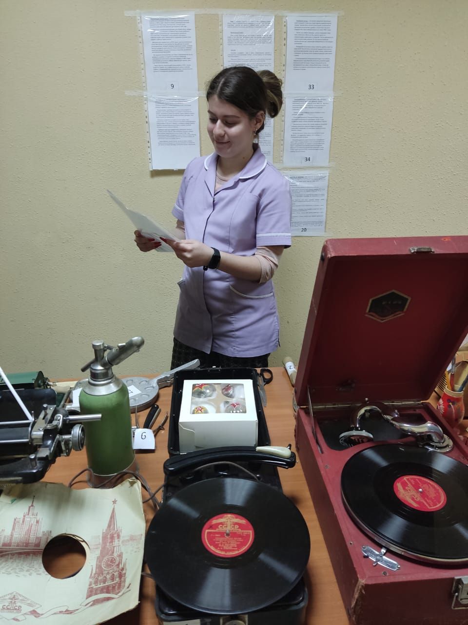 Инициатива Гиндиных, содружество жителей МКД и тесное взаимодействие с УК помогли ярко отметить День Победы. Часть 2