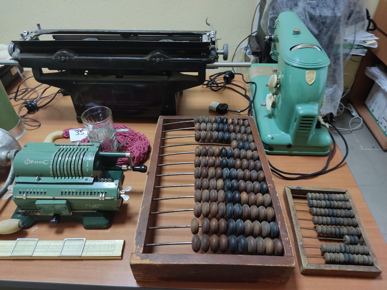 Инициатива Гиндиных, содружество жителей МКД и тесное взаимодействие с УК помогли ярко отметить День Победы. Часть 2