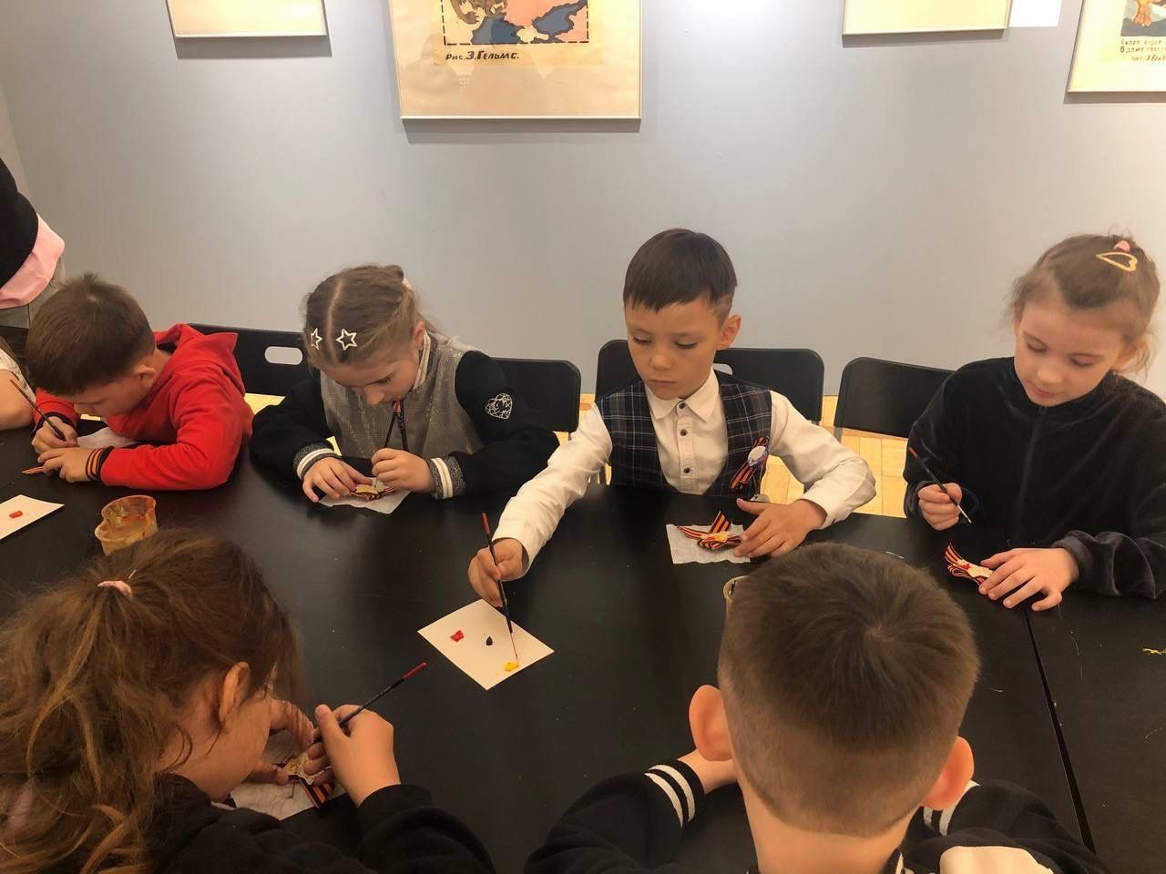 Первоклассники Лаишевского района совершили путешествие в мир искусства