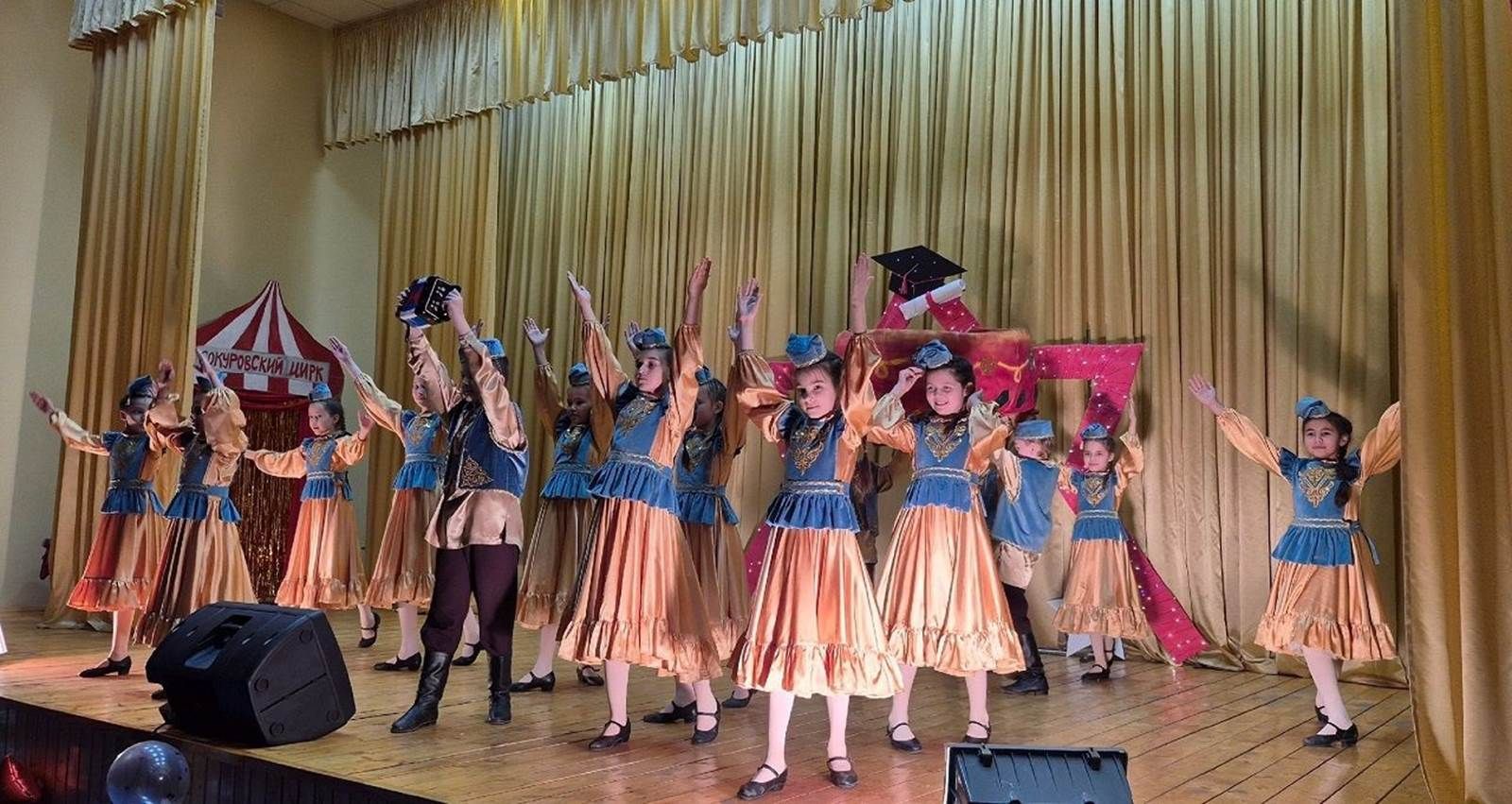 Сокуры мәктәбенең иң яхшы укучыларын һәм педагогларын «Йолдызлар аллеясы» нда бүләкләделәр