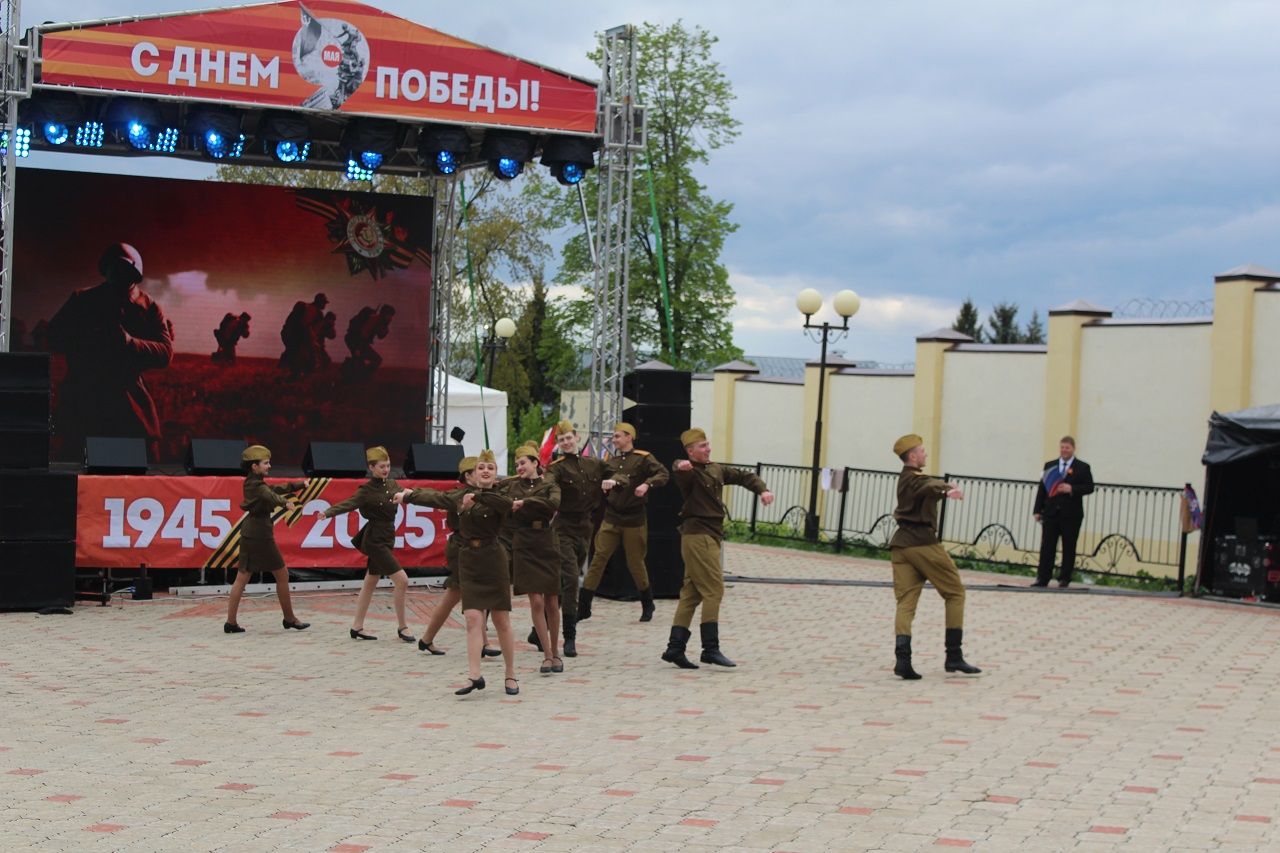 Празднование 80-летия Великой Победы в Лаишеве продолжается