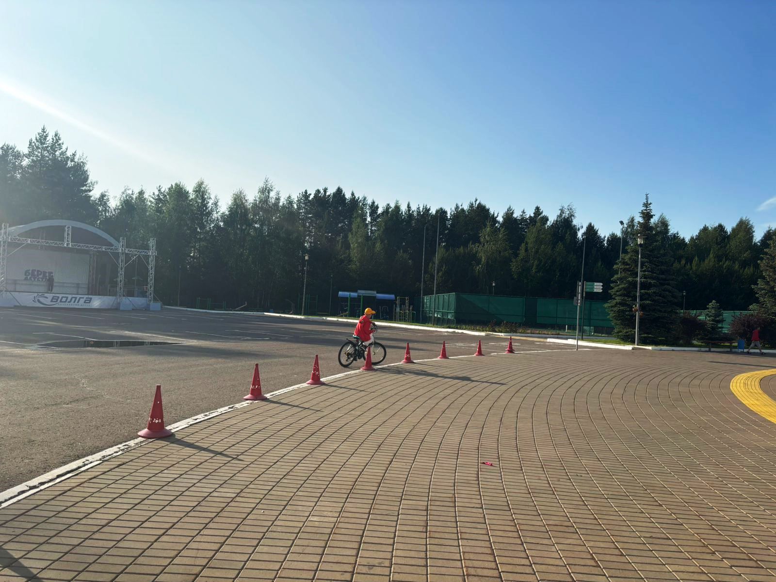 «Восьмерки» на удачу: вело-каникулы в «Волге» с ветерком и знанием безопасности дорожного движения