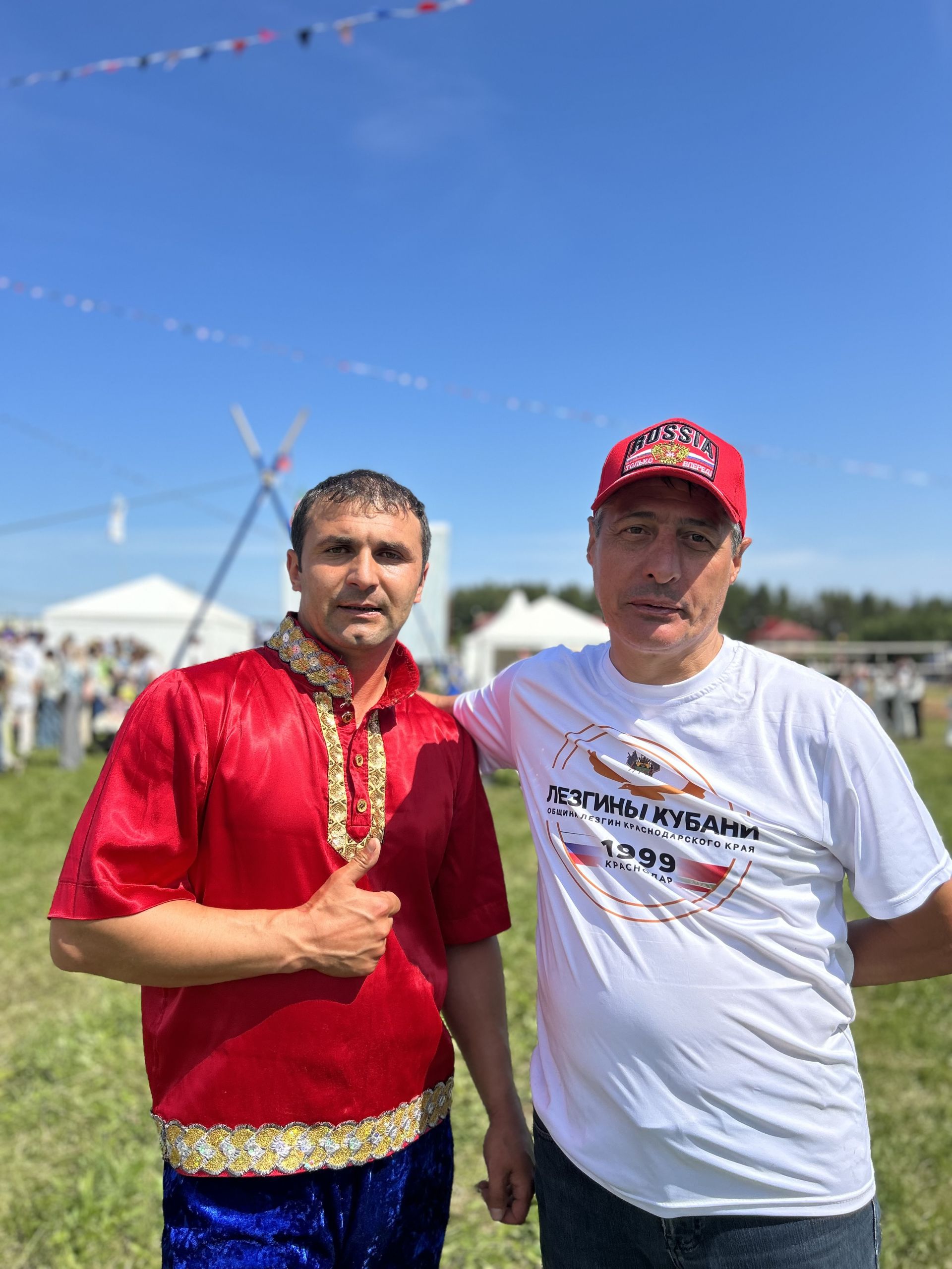 Невероятное шоу на Сабантуе: канатоходцы покорили Лаишево!