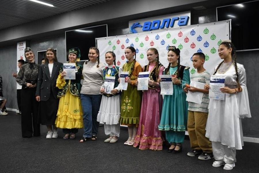 «Милләт хәзинәсе» сменасында катнашучылар татар халкының бай мәдәнияте белән танышалар