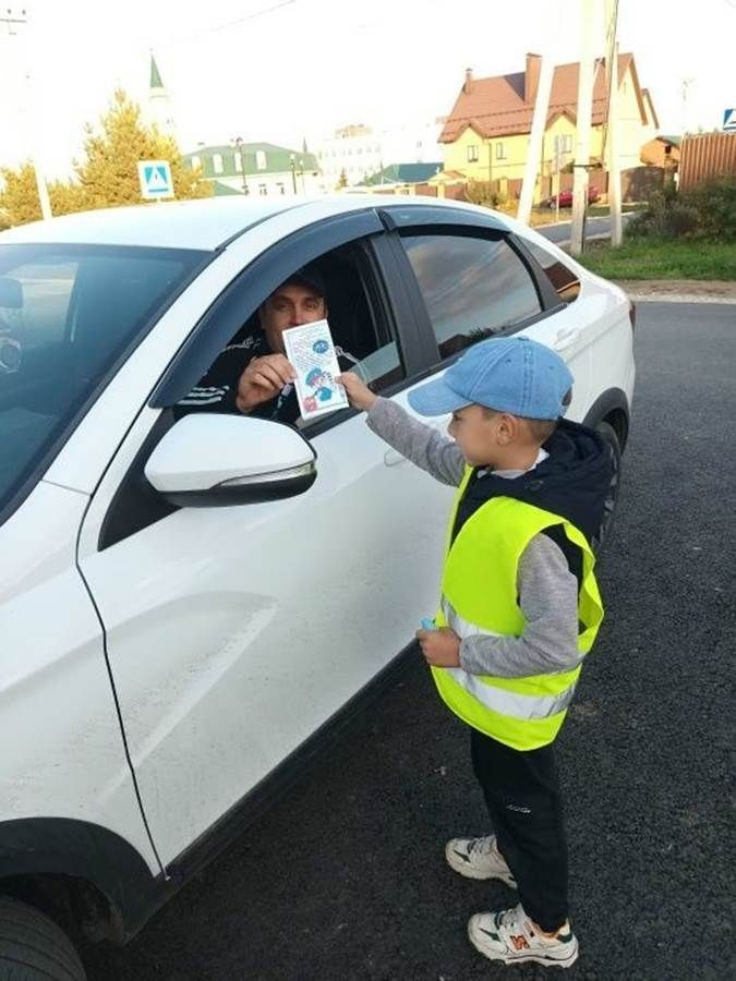 Сокурының «Ромашка» балалар бакчасында тәрбияләнүчеләр куркынычсызлык атналыгында катнашалар