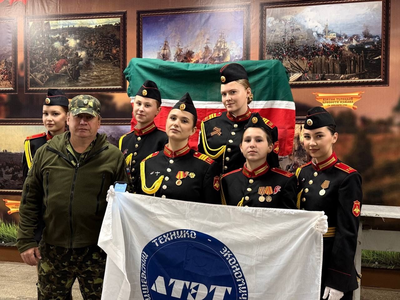 В Подмосковье стартовал Кубок всероссийской военно-спортивной игры «Девушки в погонах»