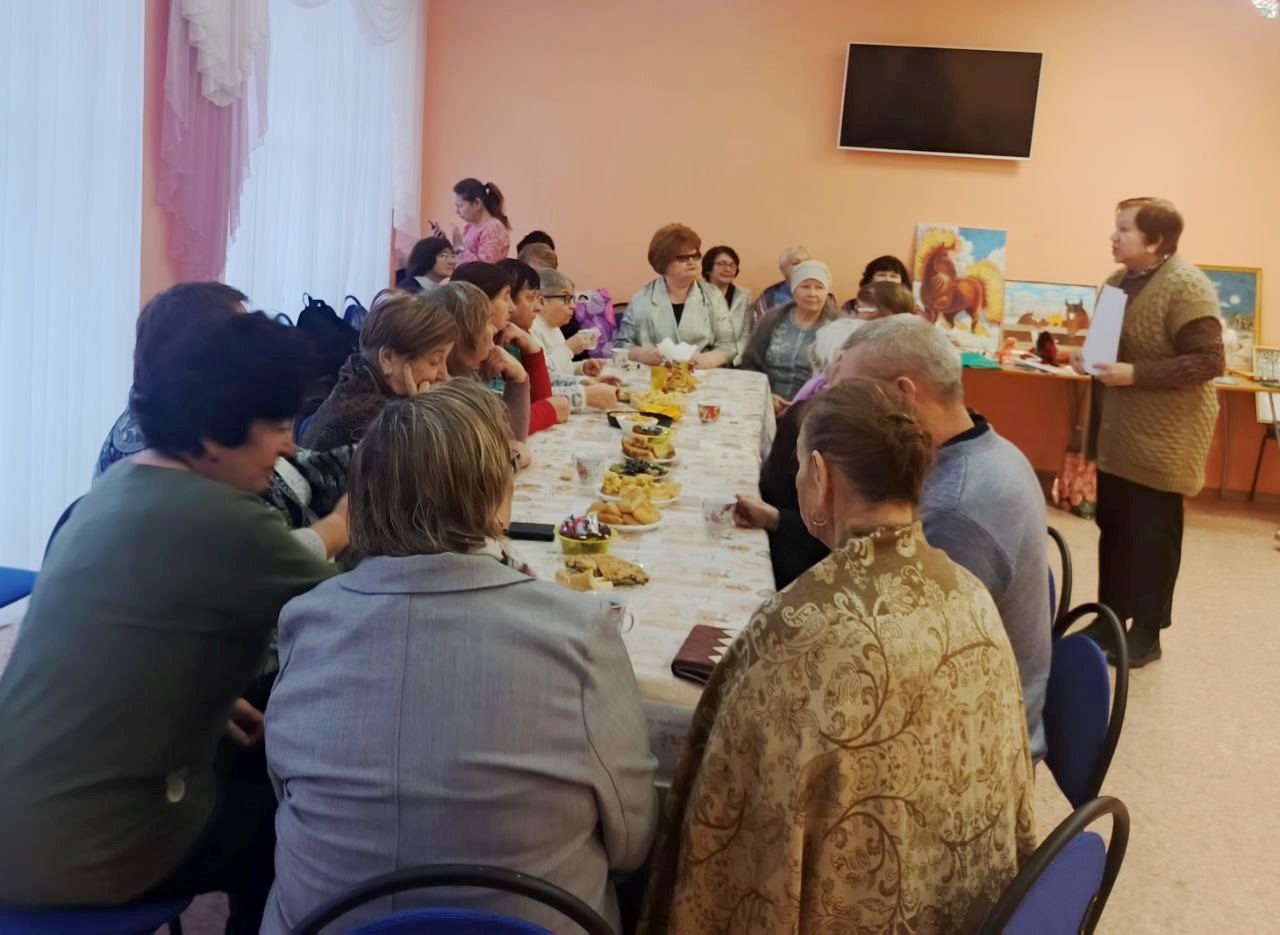 Выставка «Огненная лошадь»: искусство, дружба и светлая душа встретились в одном зале
