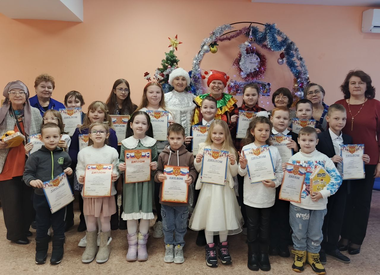 Зимняя сказка в стихах: конкурс «Серебром украшена земля»