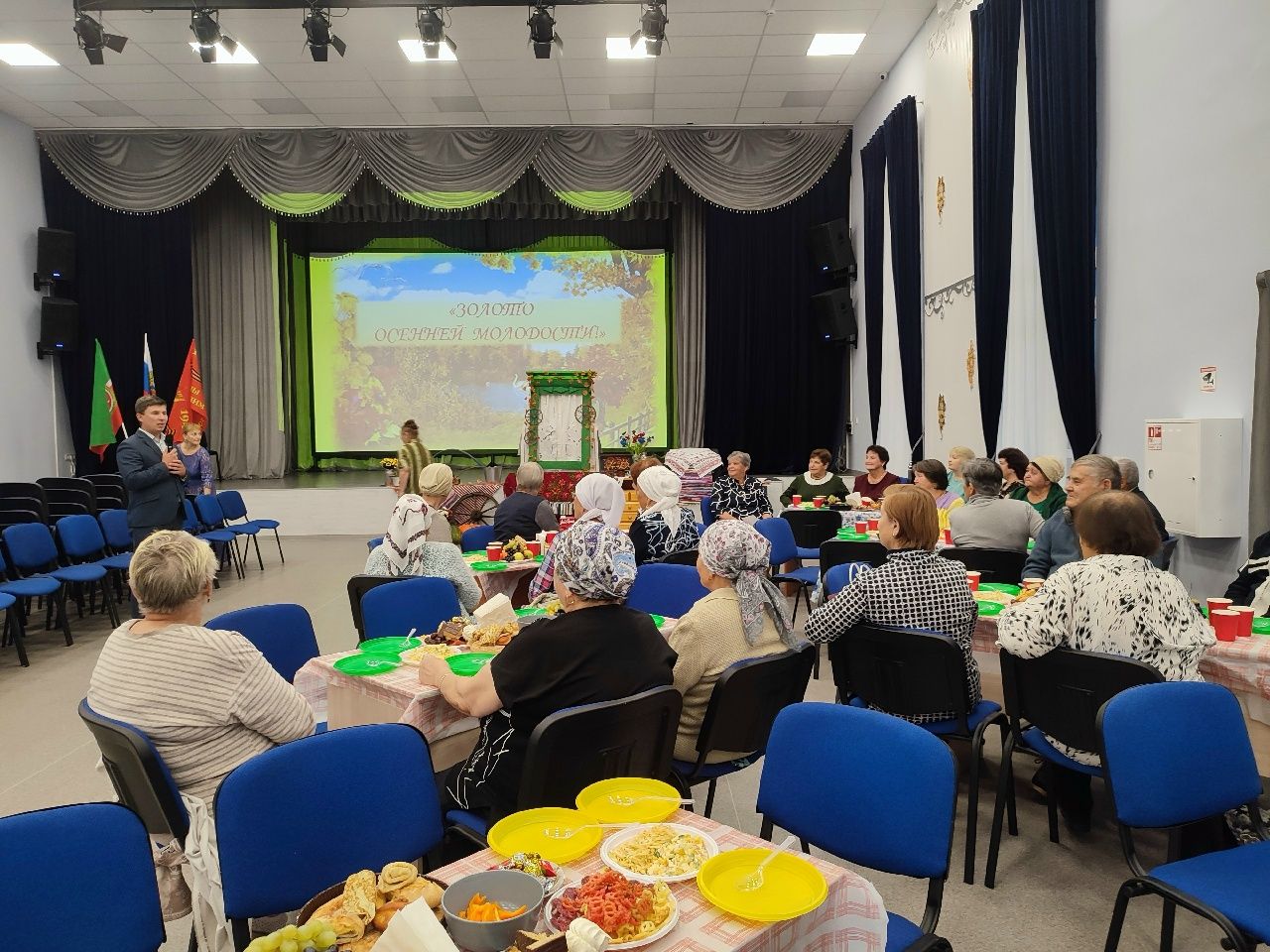 Машина времени заработала в Нармонском Доме культуры
