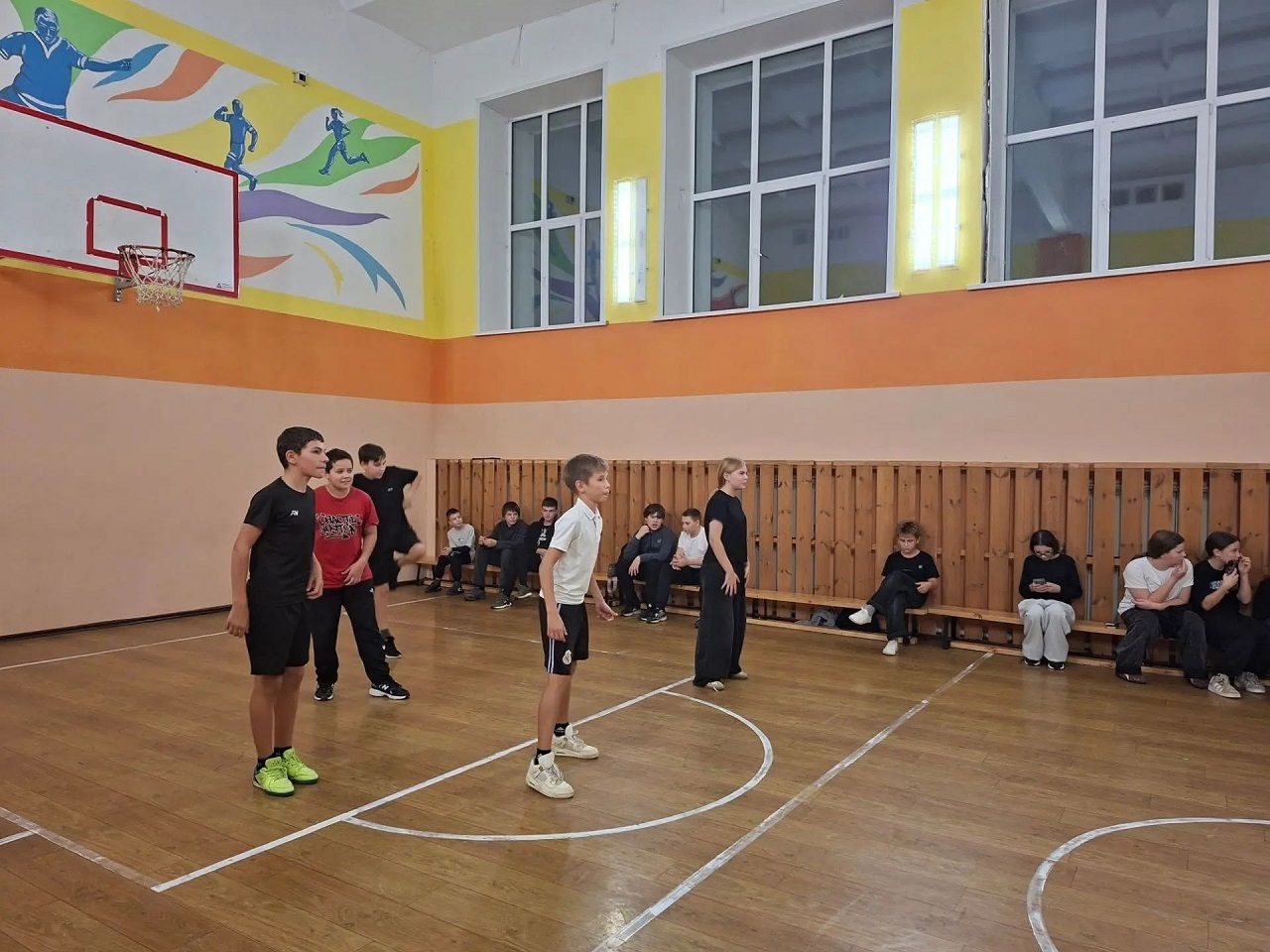День отца в Лаишеве отметили конкурсом рисунков и спортивными играми