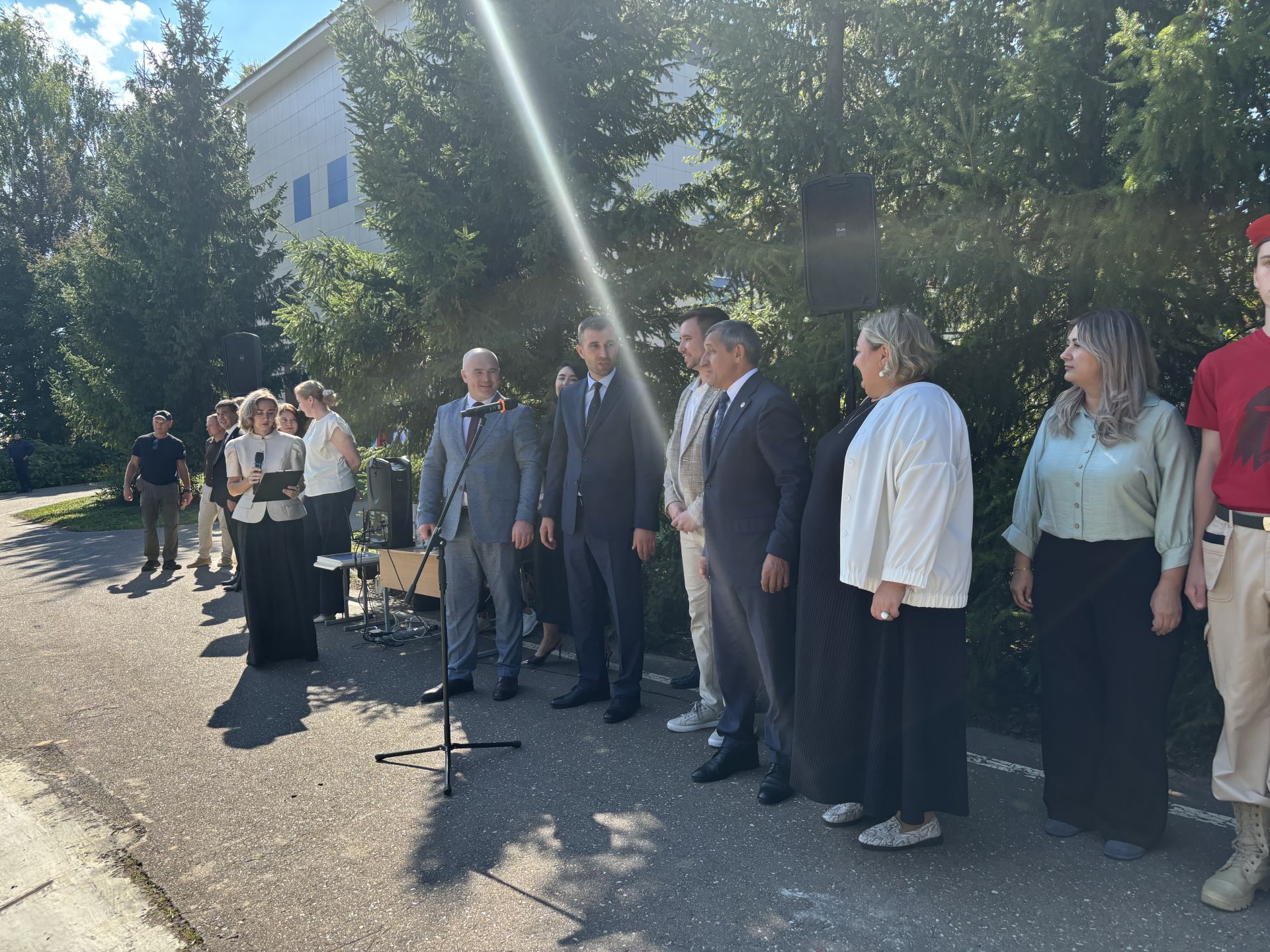 Глава Лаишевского района Ильдус Зарипов открыл полосу препятствий