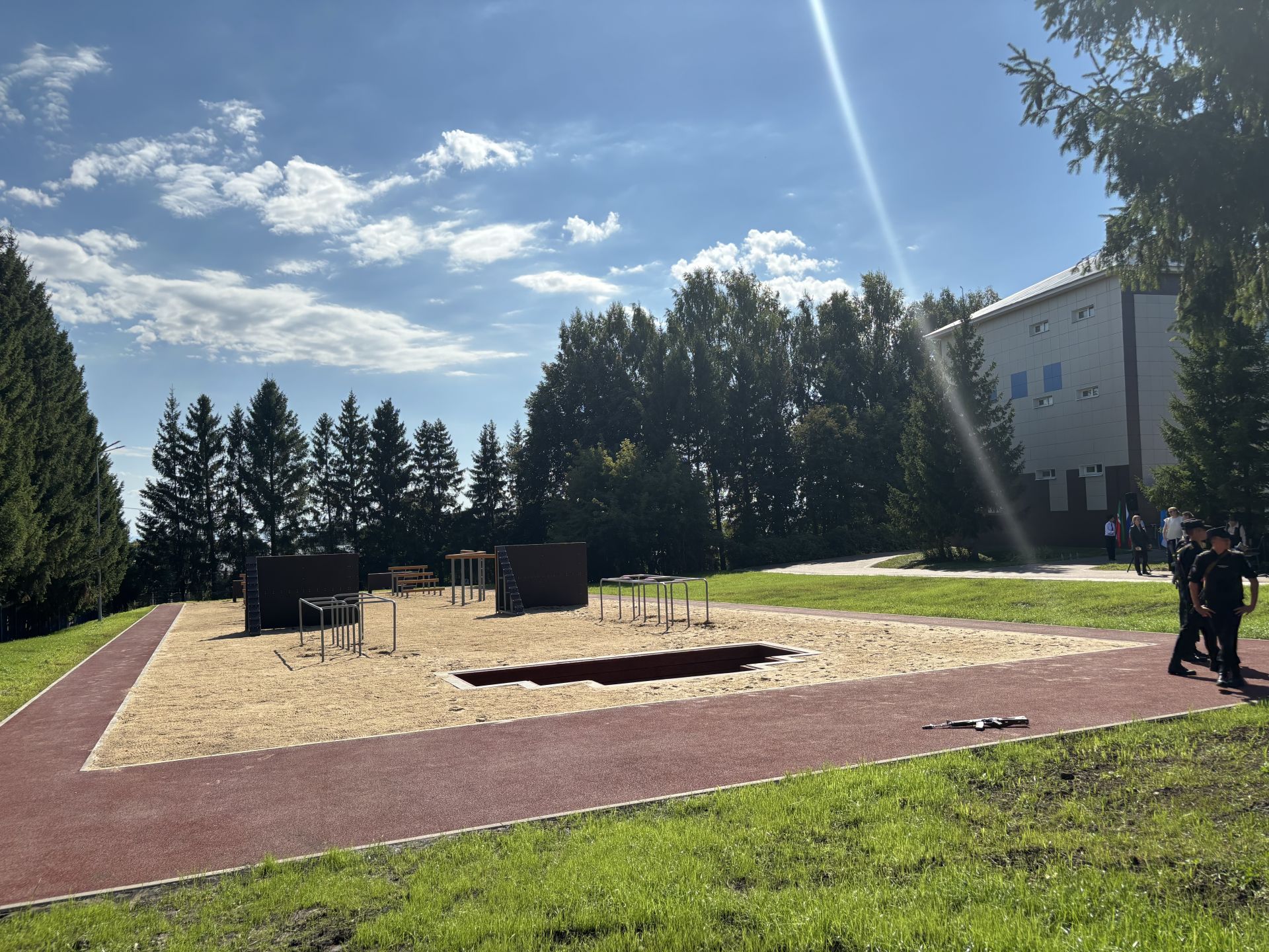 Глава Лаишевского района Ильдус Зарипов открыл полосу препятствий