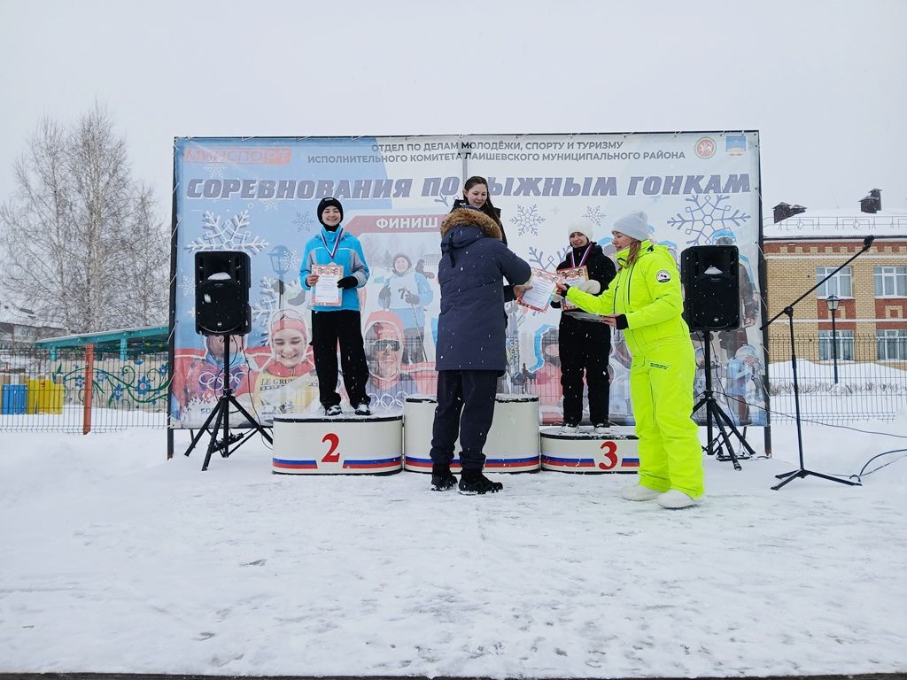 В Лаишеве завершилась масштабная «Лыжня России»