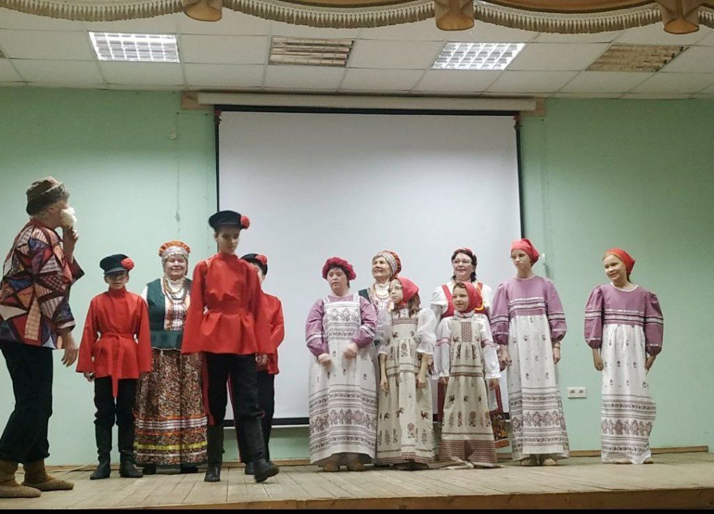 Мужской праздник зажёг зал: песни, танцы и слёзы благодарности