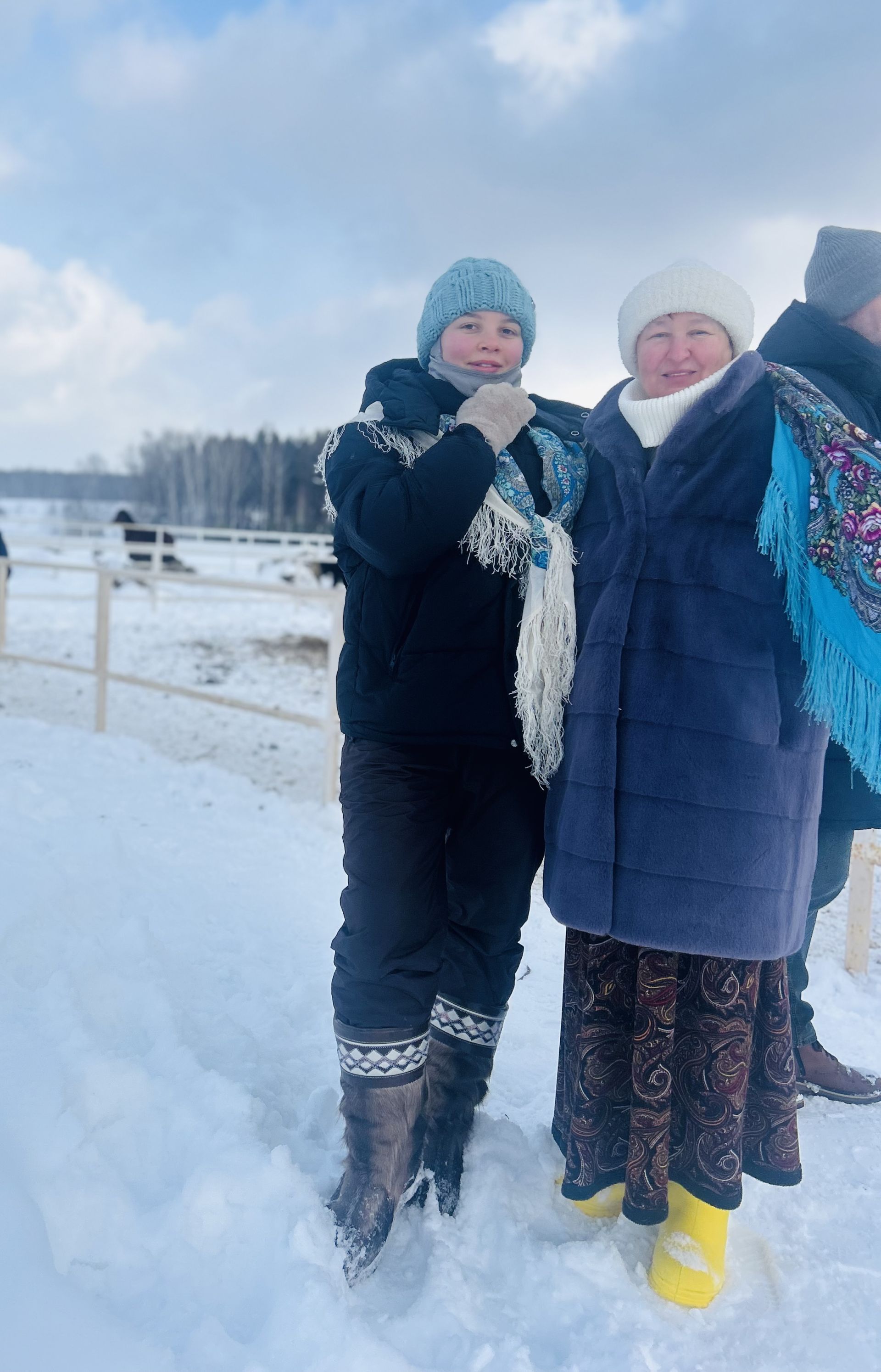 Масленица в конном клубе «Рассвет»: праздник с улыбками и ароматом блинов