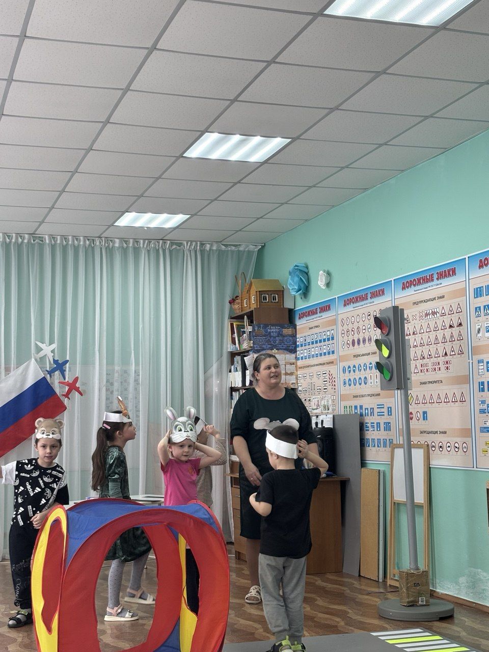 Встреча с ГИБДД и ГБУ «БДД»: учимся безопасности вместе с ЮИД