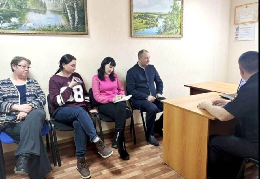 «Кама ягы» газетасы редакциясендә Лаеш районы буенча ЮХИДИ бүлеге башлыгы Раил Исламов белән очрашу узды.