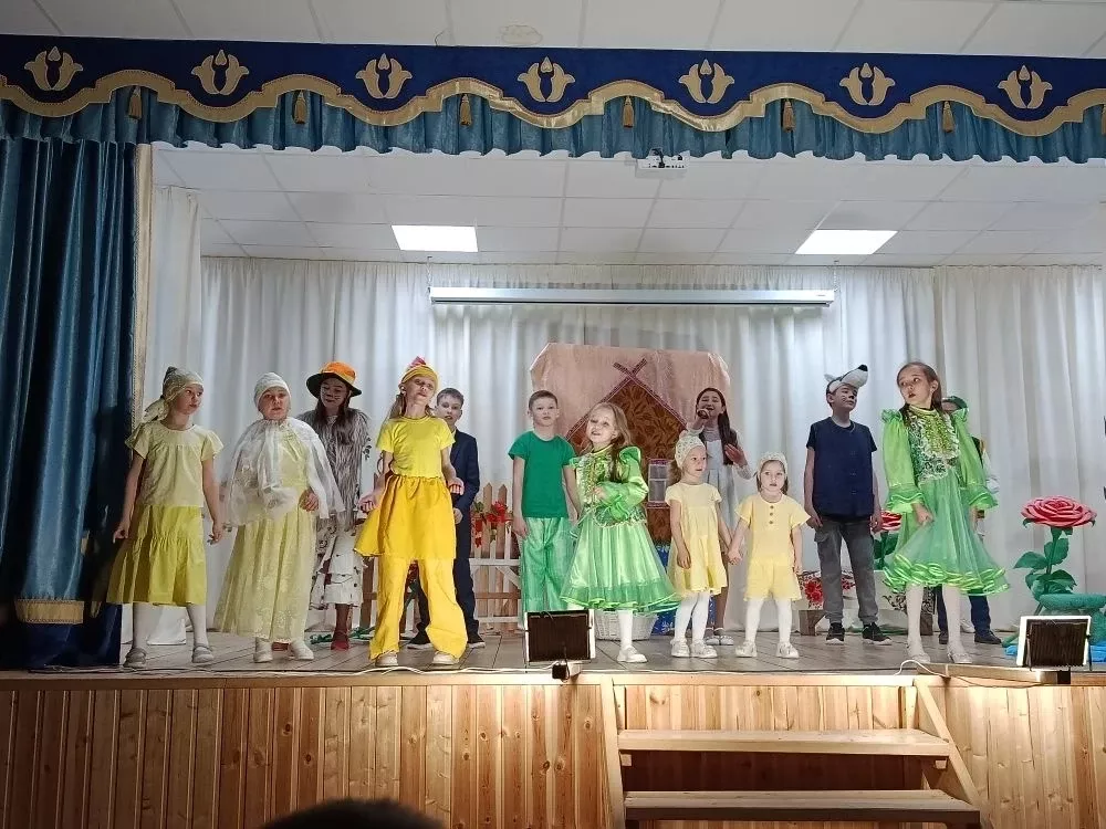 Именьковский СДК показал спектакль-мюзикл