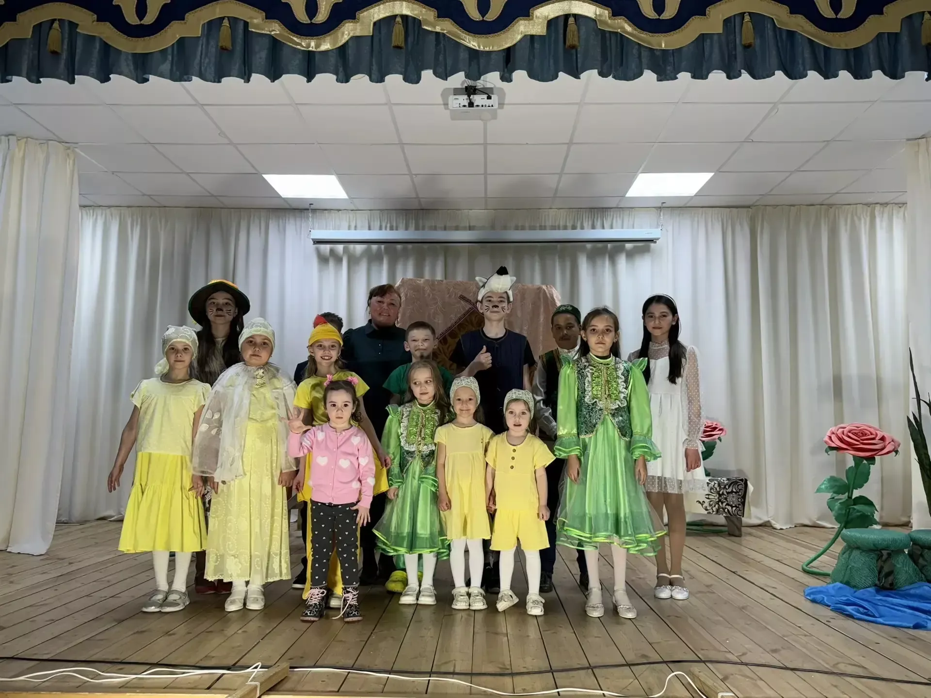 Именьковский СДК показал спектакль-мюзикл