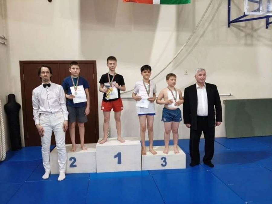 Каип авылында сумо буенча ачык беренчелек узды