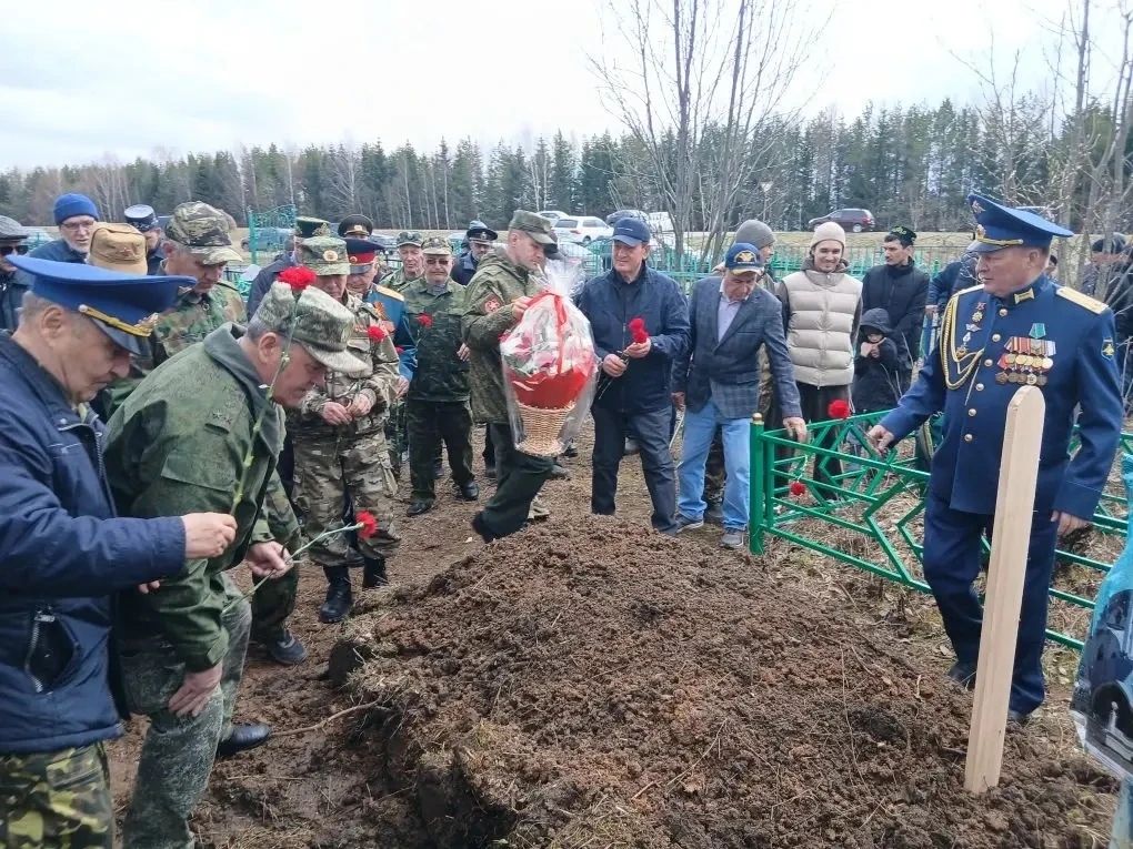 Легендар ветеран белән хушлашу