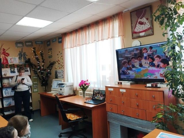 В дружбе народов — единство России: познавательный час в Сокуровской библиотеке