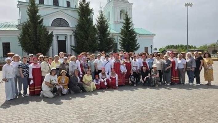 Биектау ветераннары Лаеш районы традицияләре белән танышты
