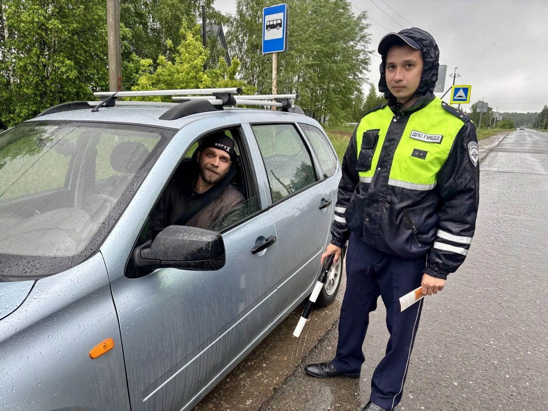 ЮЛ-ПАТРУЛЬ ХЕЗМӘТЕ РЕЙДЫ: БЕР СӘГАТЬ ЭЧЕНДӘ ҺӘР ИКЕНЧЕ МАШИНАДА — КАГЫЙДӘ БОЗУ.
