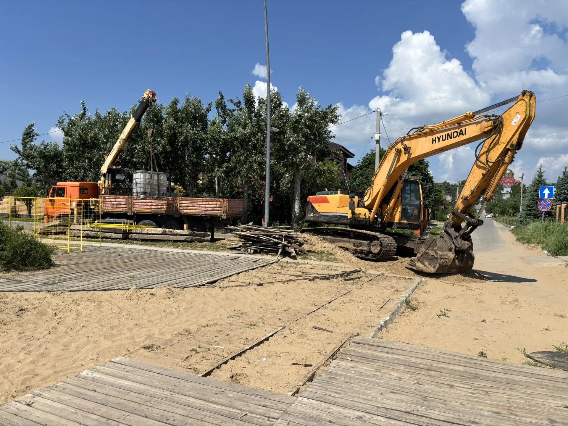 В Лаишево стартовали работы по восстановлению пляжа «Камское море»