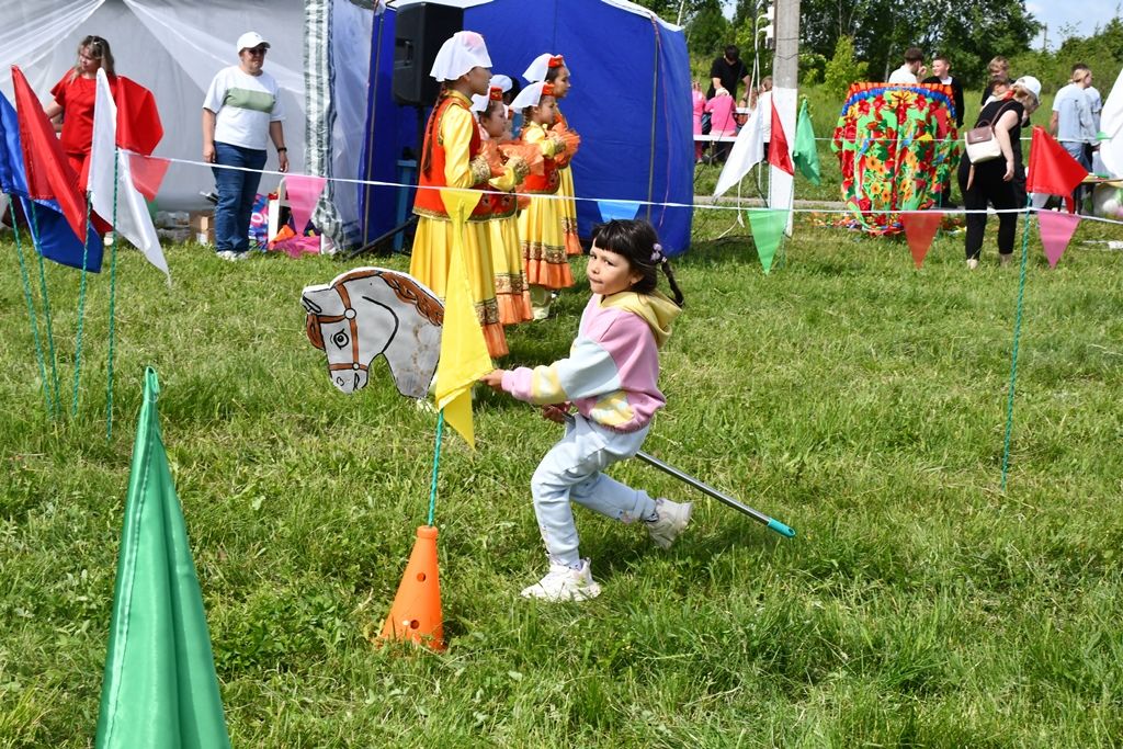 Сабантуй в Лаишеве: мастер-классы и весёлые эстафеты для детей