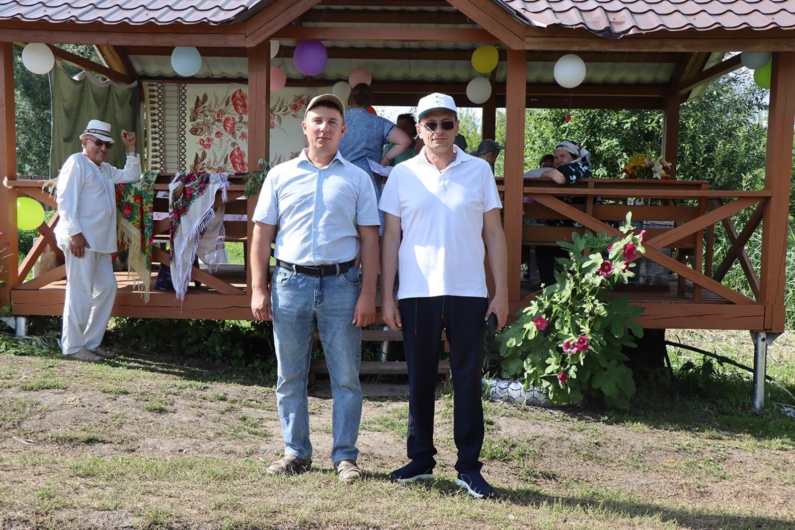 Караеш авылы халкы престол бәйрәмен билгеләп үтте
