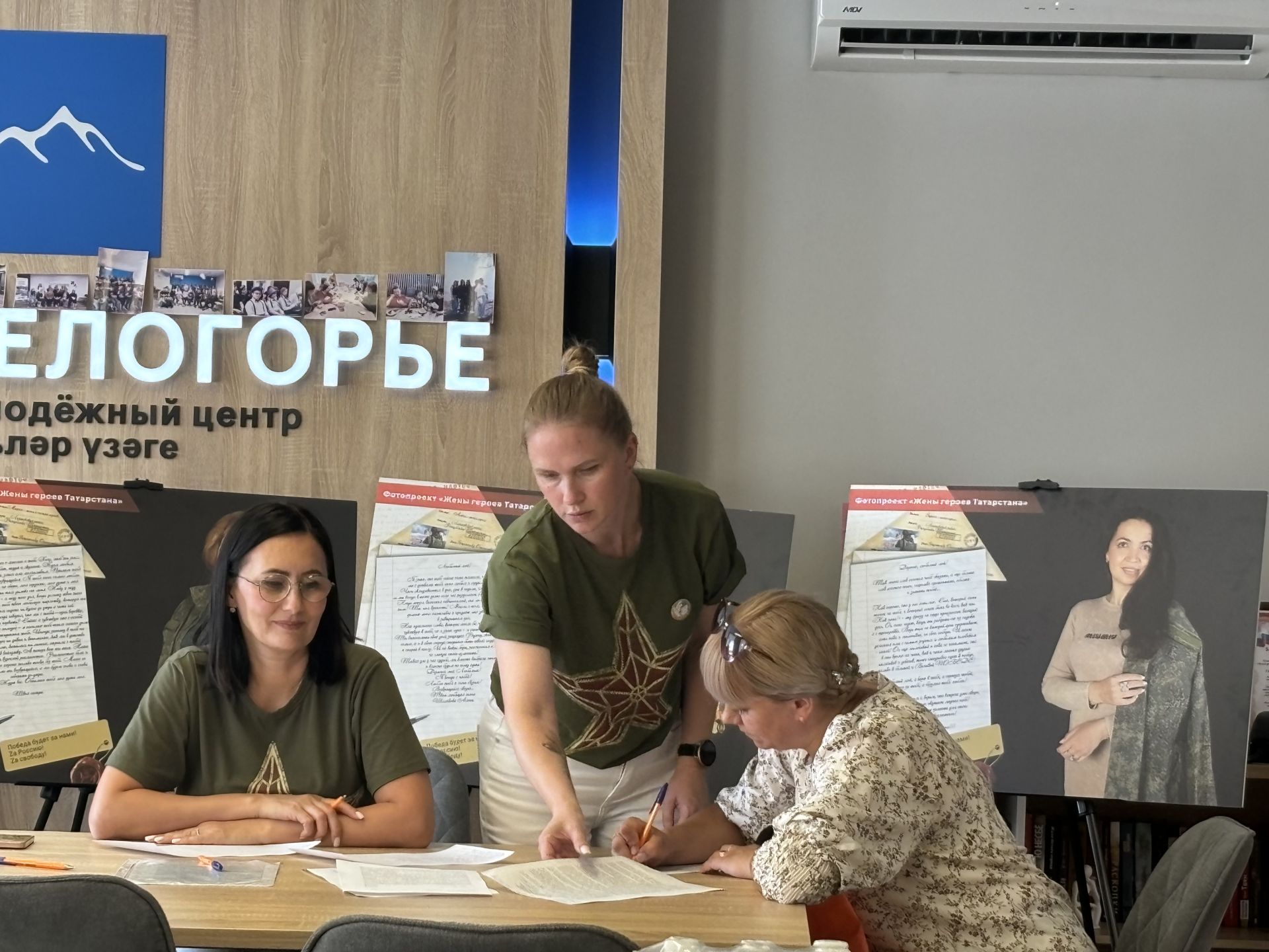 «Не для глянца, а для сердца»: в Лаишево на фотопроекте семьи бойцов нашли опору и тепло