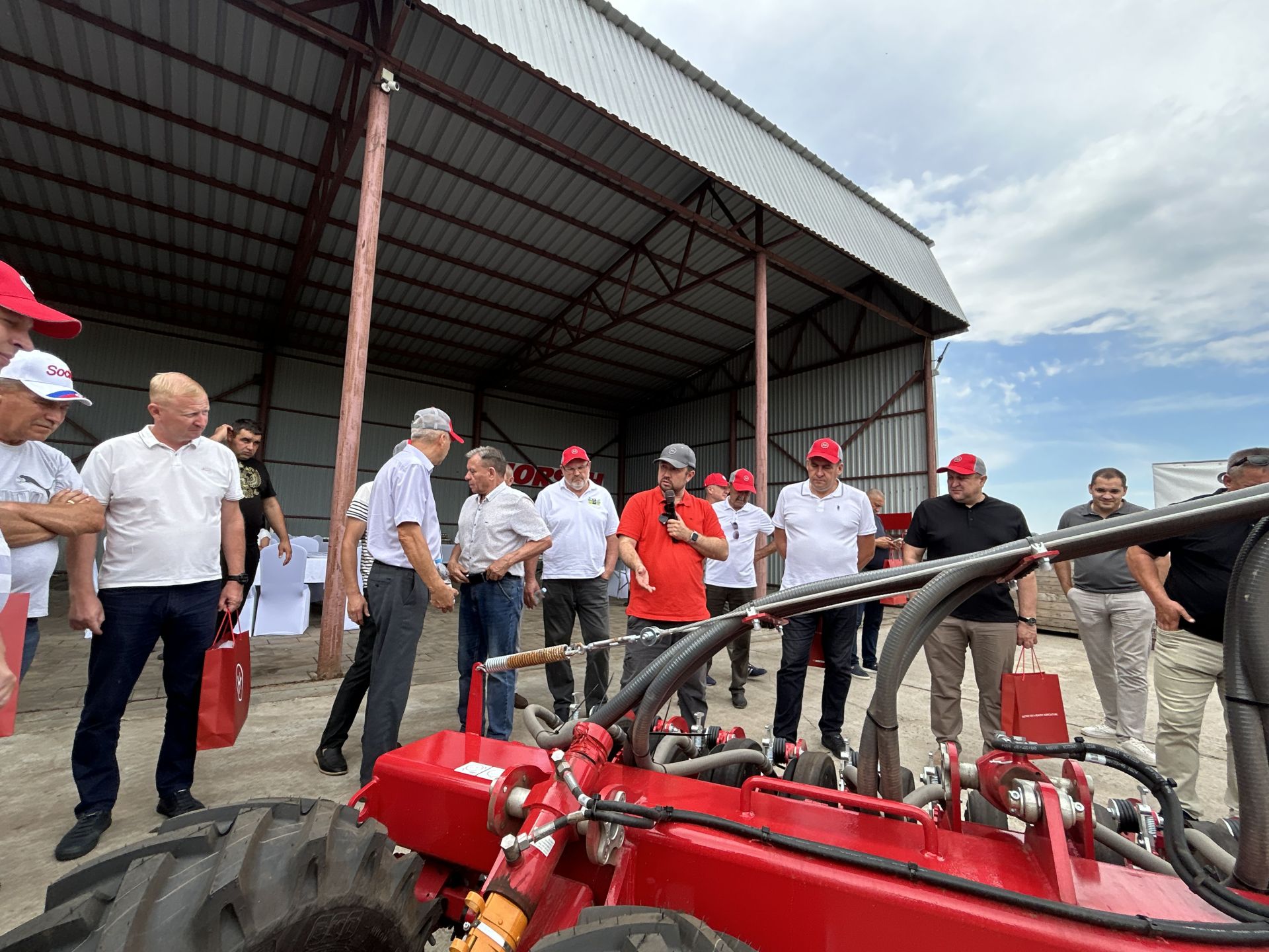 В Бутырях прошёл День поля HORSCH: современные технологии для эффективного земледелия