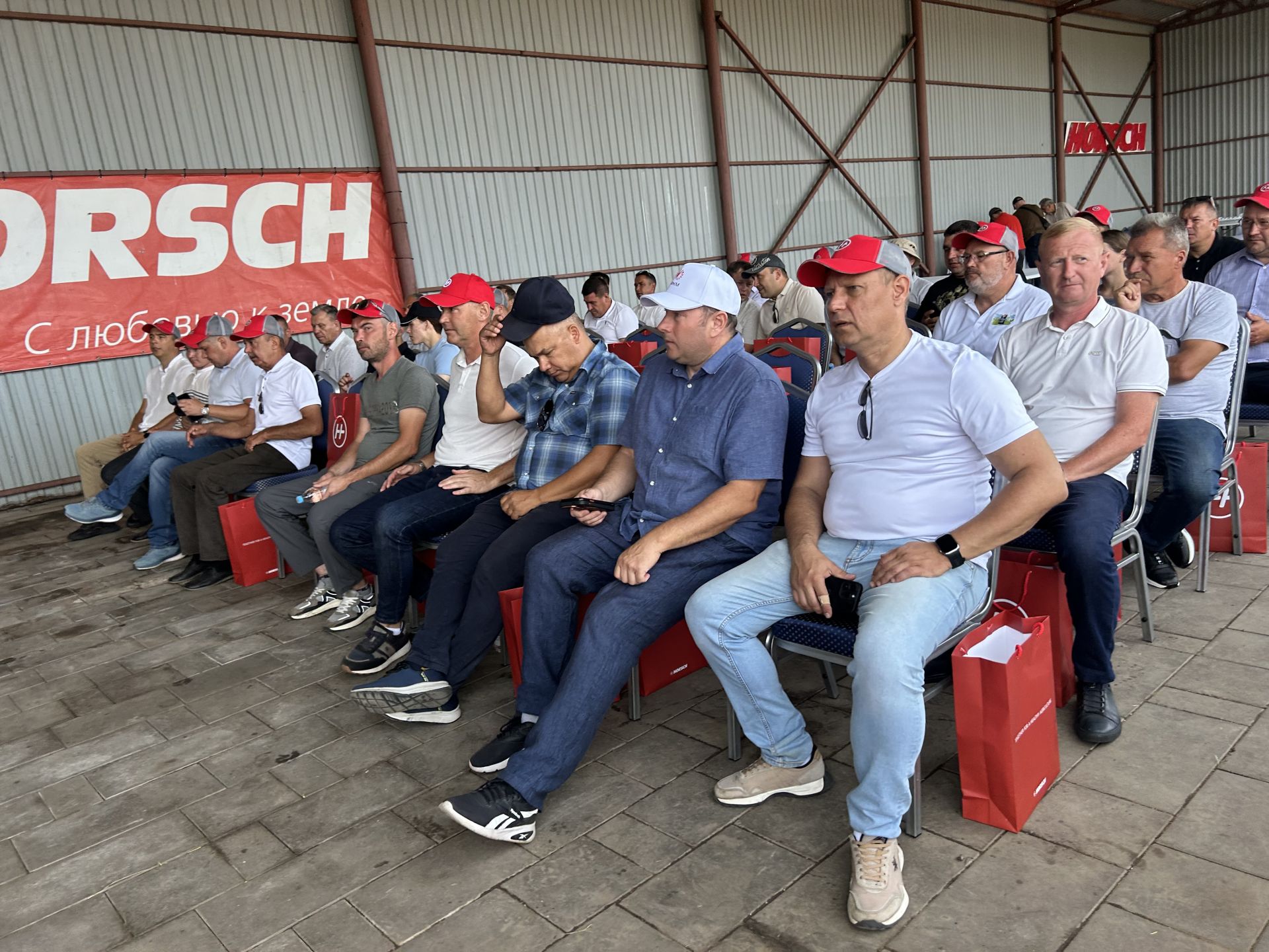 В Бутырях прошёл День поля HORSCH: современные технологии для эффективного земледелия