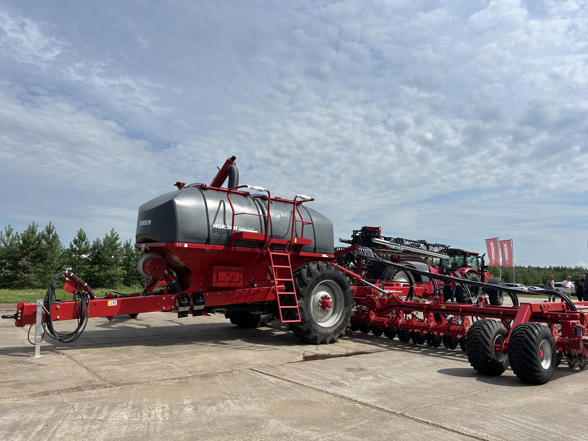 В Бутырях прошёл День поля HORSCH: современные технологии для эффективного земледелия