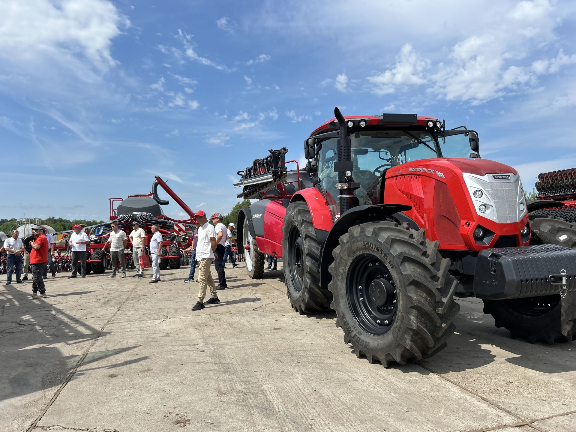 В Бутырях прошёл День поля HORSCH: современные технологии для эффективного земледелия