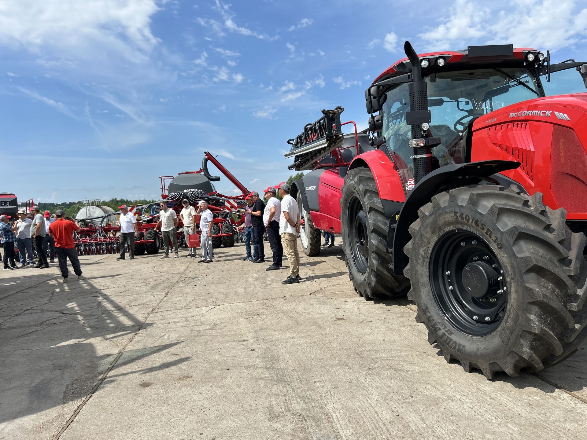 В Бутырях прошёл День поля HORSCH: современные технологии для эффективного земледелия
