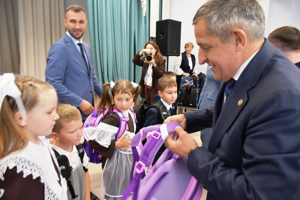 Ежегодная акция «Помоги собраться в школу» состоялась в Лаишевском районе