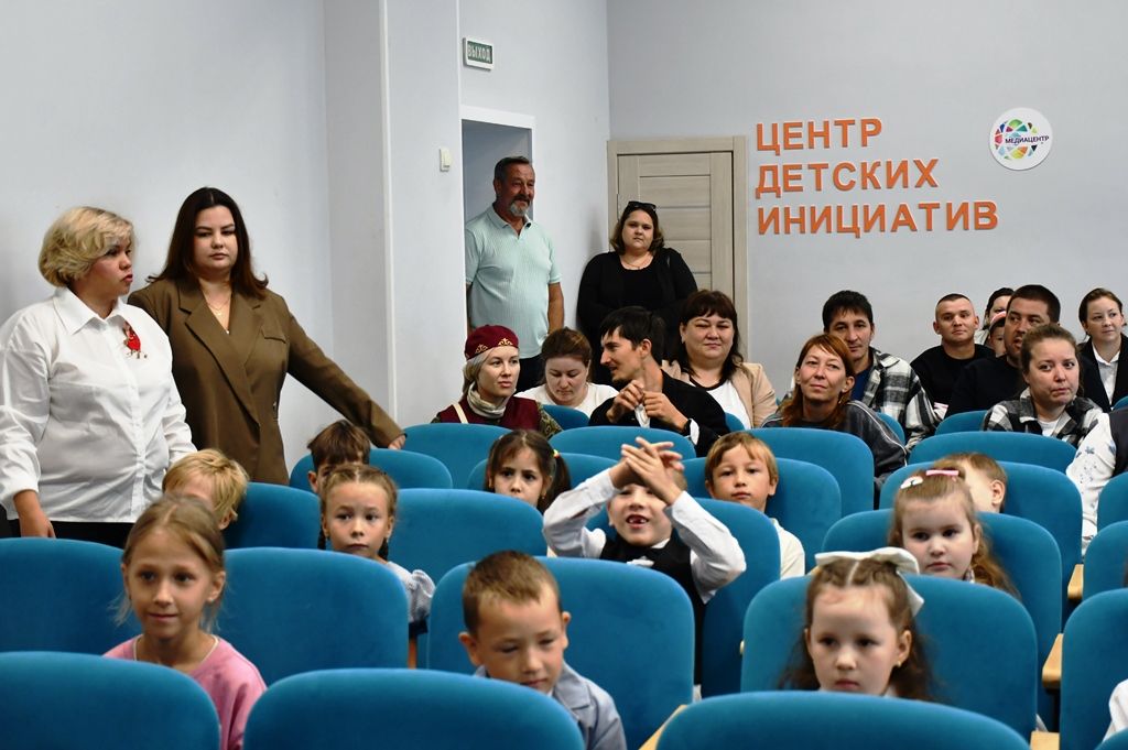 Ежегодная акция «Помоги собраться в школу» состоялась в Лаишевском районе