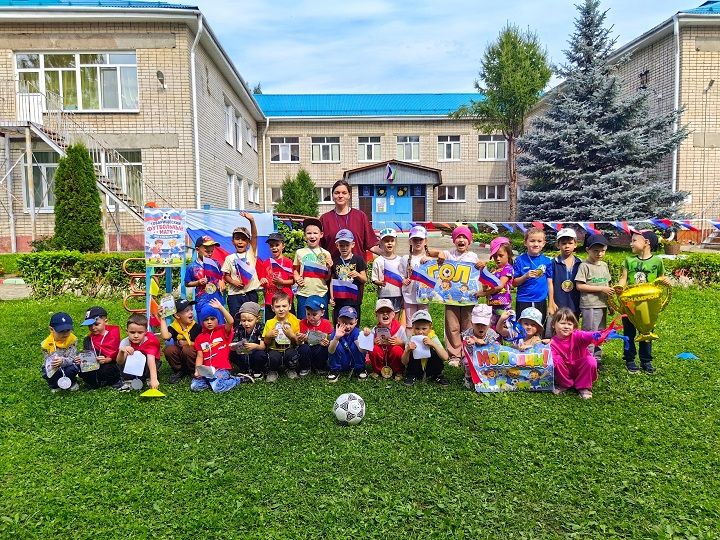 Футбол объединяет юных жителей Лаишевского района