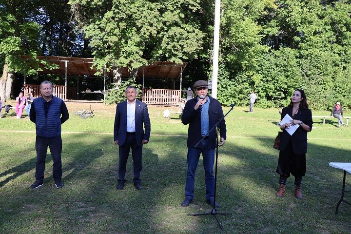 Глава Лаишевского района наградил победителей футбольного турнира на Кубок «Mr.Ricco»