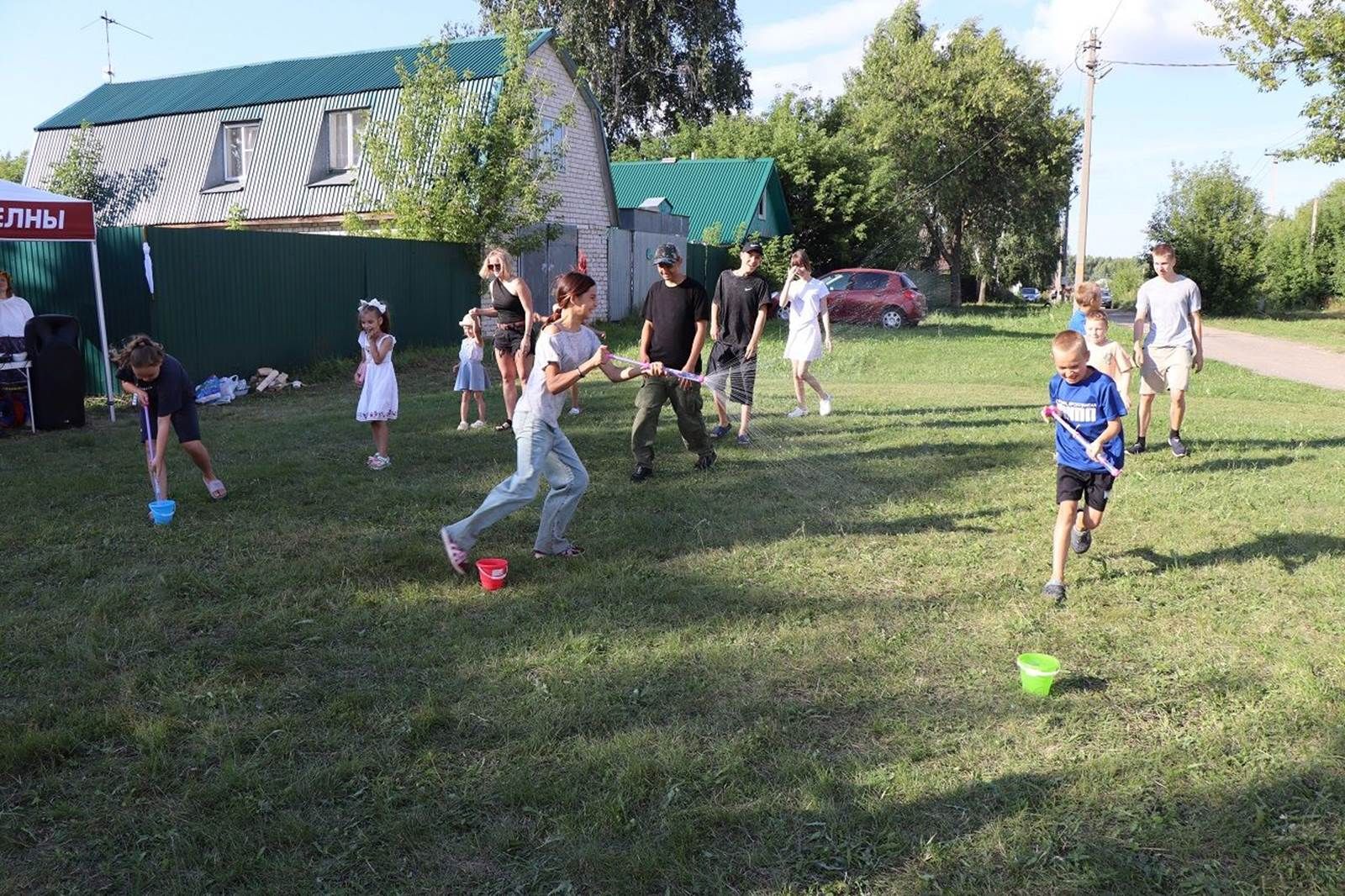 Тетеево авылы халкы престол бәйрәмен гөрләтте