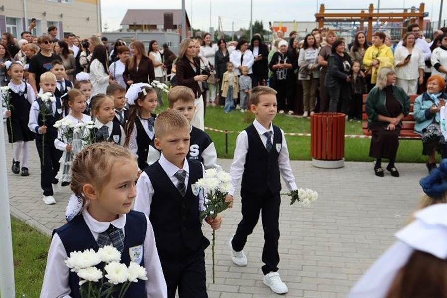 Лаеш районы лицейчылары яңа уку елын каршы алды