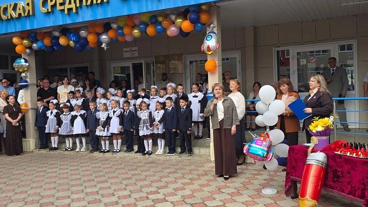 Новый учебный год в Лаишевском районе начался с торжественной линейки